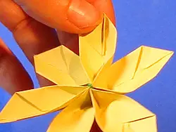 Blume falten