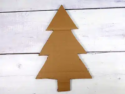 Tannenbaum aus Pappe