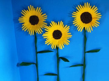 Sonnenblumen mit Handabdruck | Basteln & Gestalten