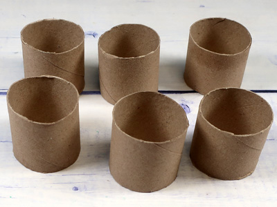 Papprollenabschnitte